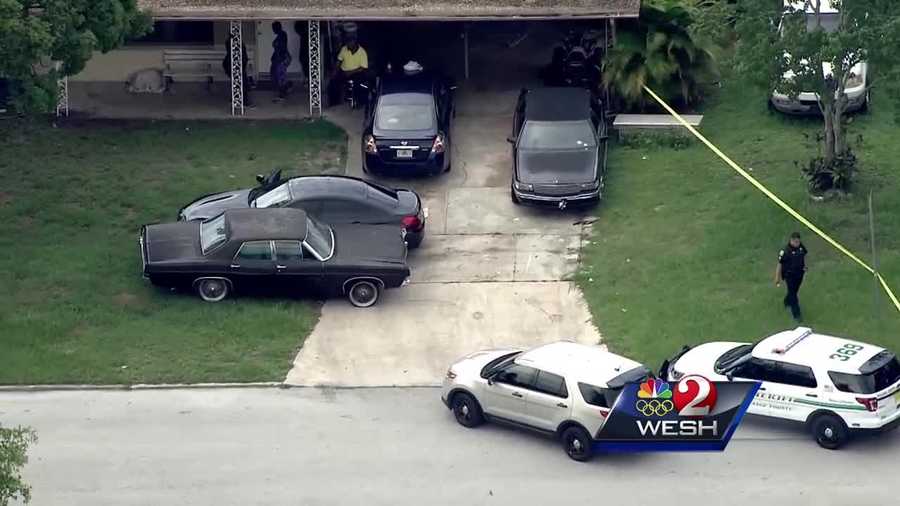 The search continues for a suspect in an Orange County carjacking. Deputies say the man stole a car at gunpoint, but he didn't get very far in the vehicle. Summer Knowles (@WESH2SummerK) has the story.
