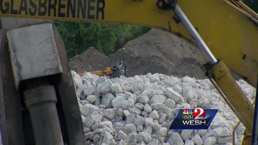 Dave McDaniel (@WESHMcDaniel) investigates the materials being used for the I-4 Ultimate project.