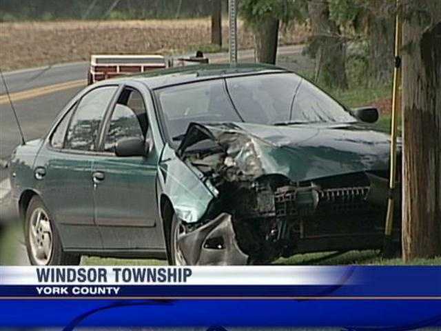 Car crashes into utility pole in Windsor Township