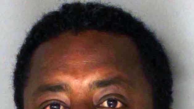 Man charged with terroristic threats, resisting arrest