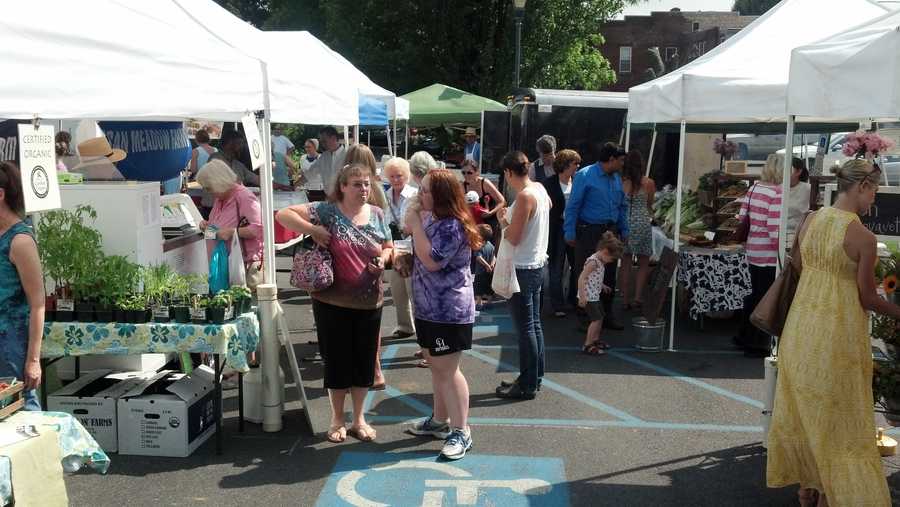 Farmers market makes its debut in Camp Hill