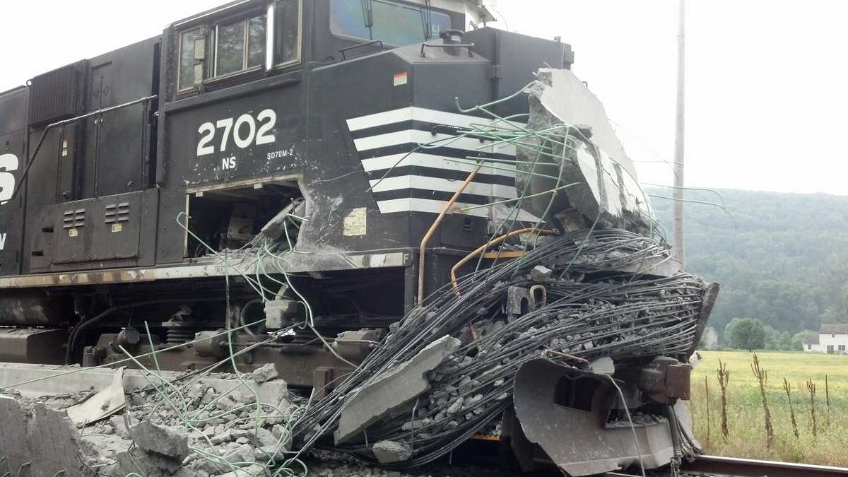 Photos: Train goes off tracks in Cumberland County