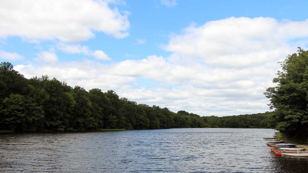 Boat, fish at French Creek State Park