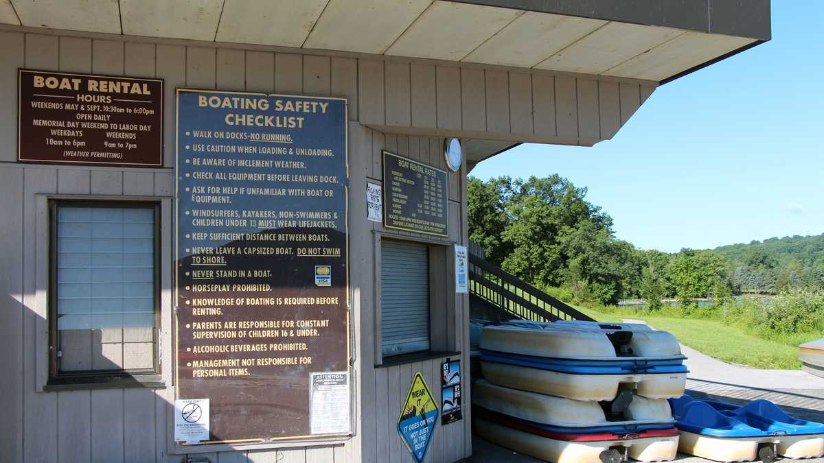 Boat, fish at French Creek State Park