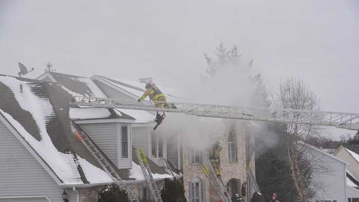 One person injured in Dauphin County fire