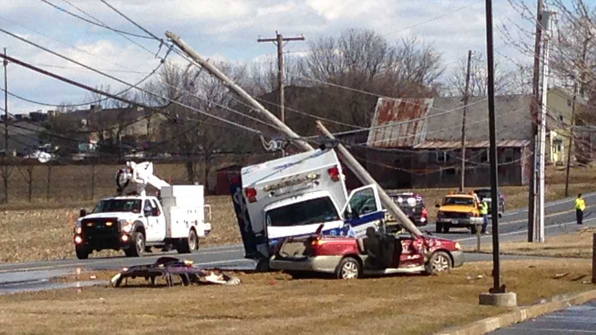 Accident disrupts power in Lancaster County