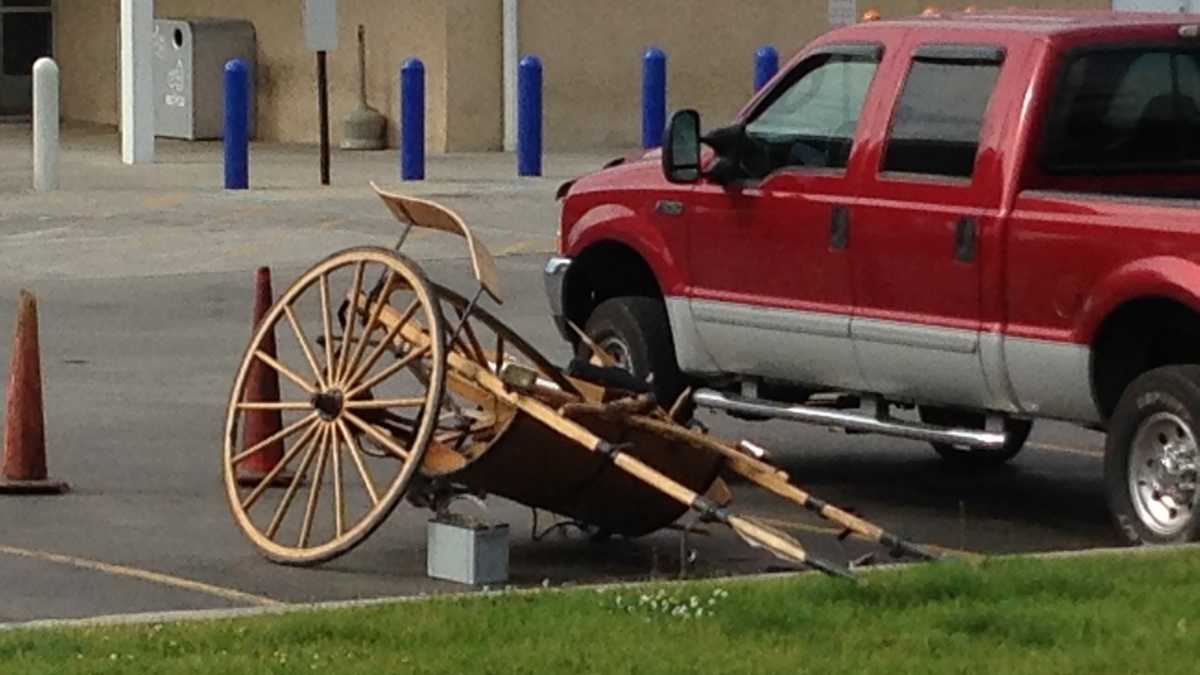 Car collides with horse and buggy in Lancaster County
