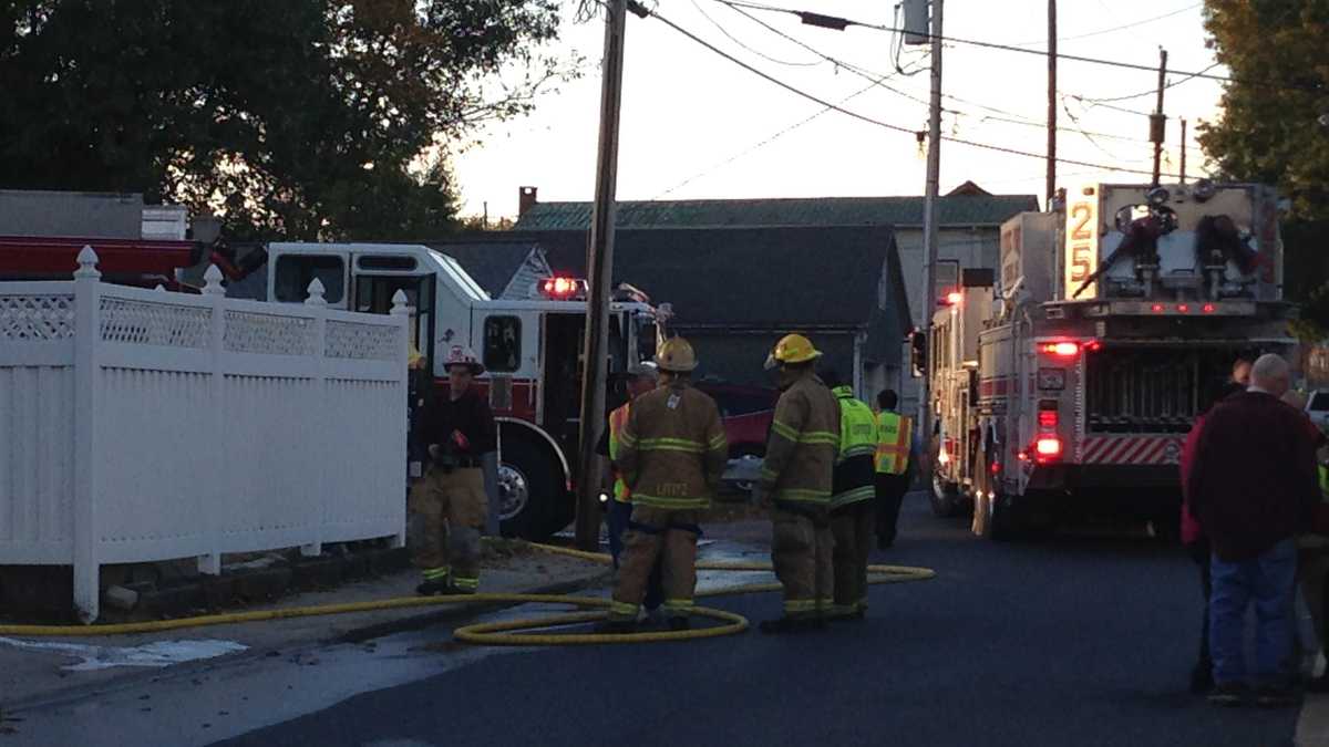 Investigators look into house fire in Manheim