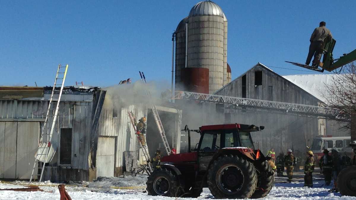photos-fire-damages-metal-shop