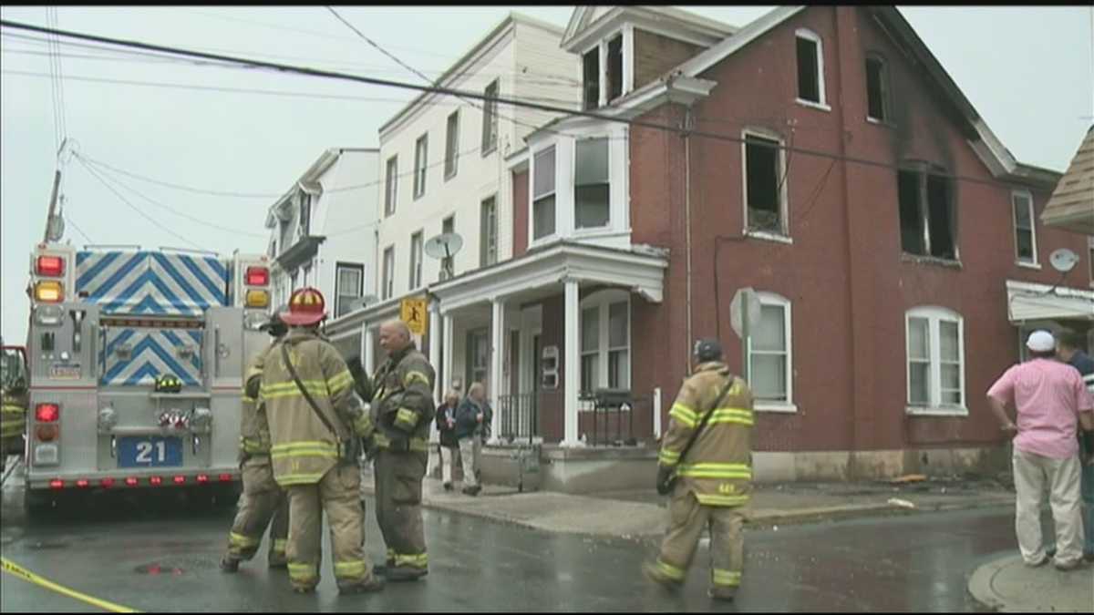 Crews douse Lebanon house fire