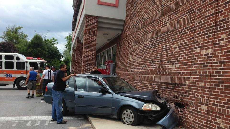 Car crashes into Shippensburg CVS store