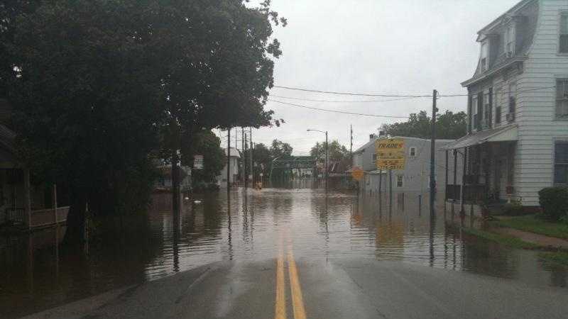 New Cumberland flooding then and now