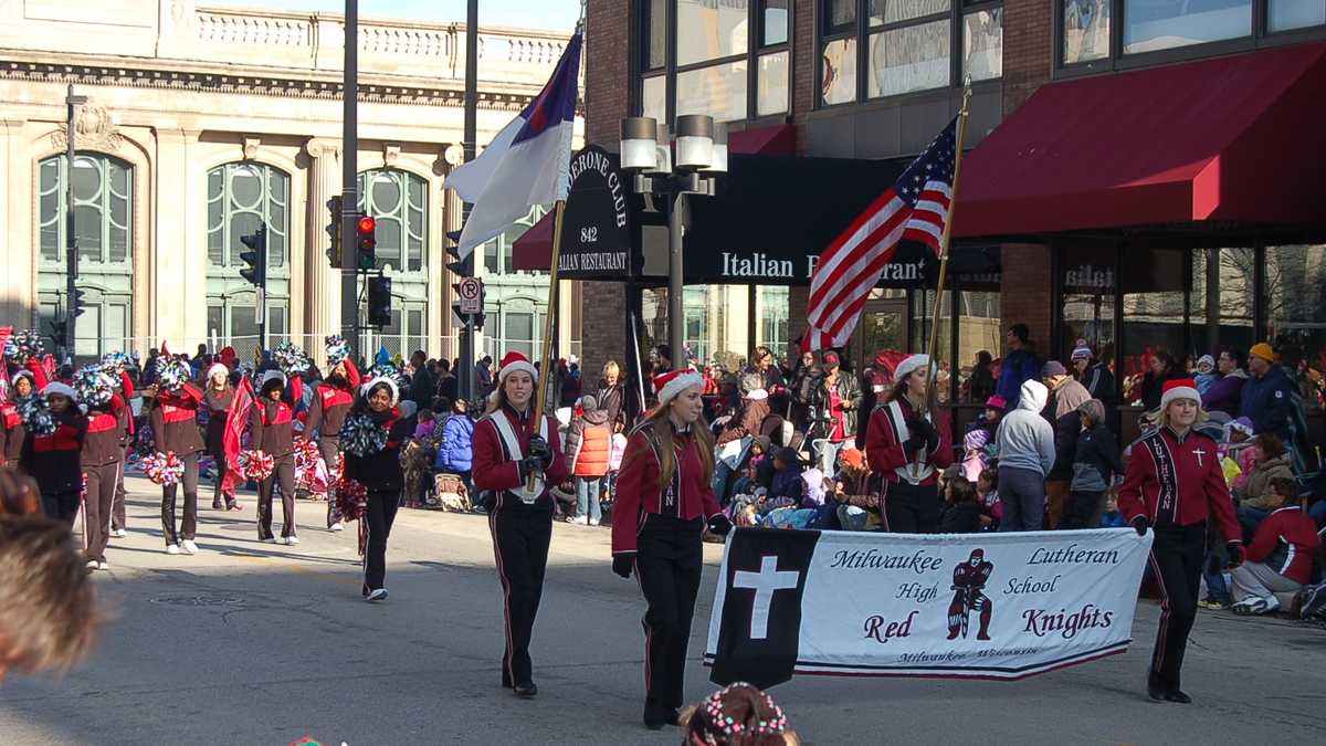 Photos Milwaukee Holiday Parade