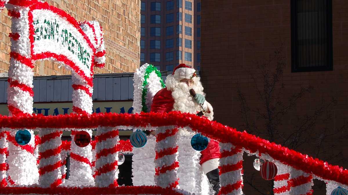 Photos Milwaukee Holiday Parade