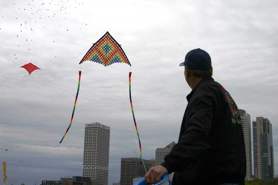 Photos Kite festival at Milwaukee's lakefront