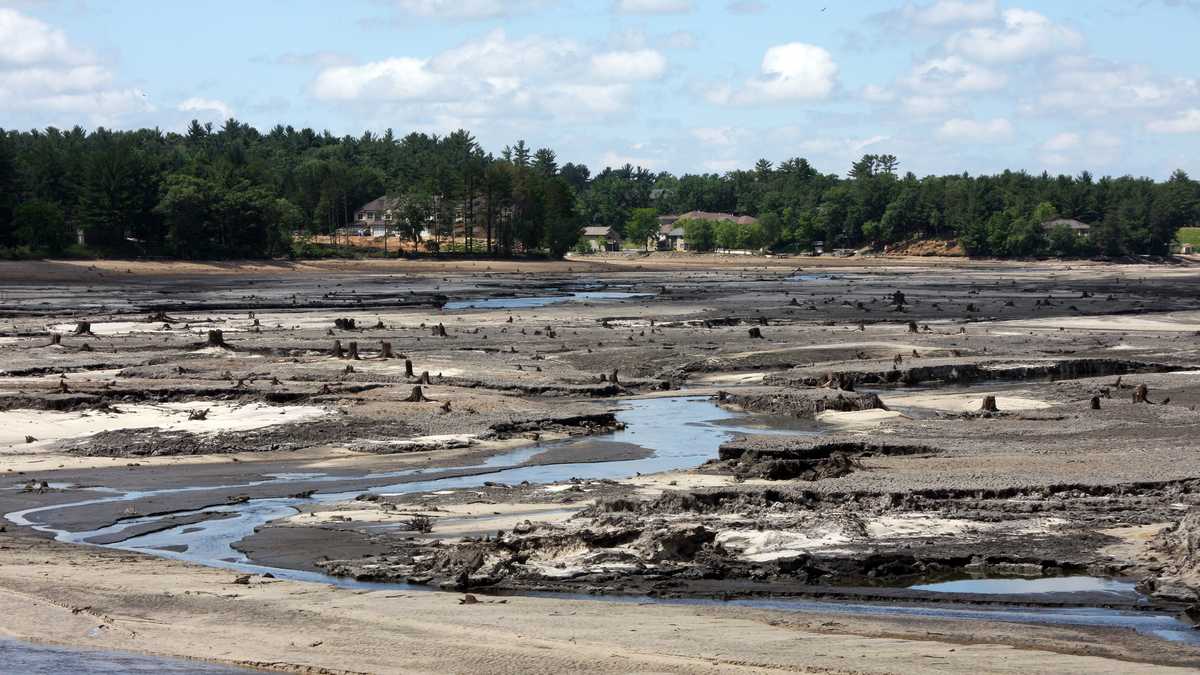 6 years ago: Lake Delton empties