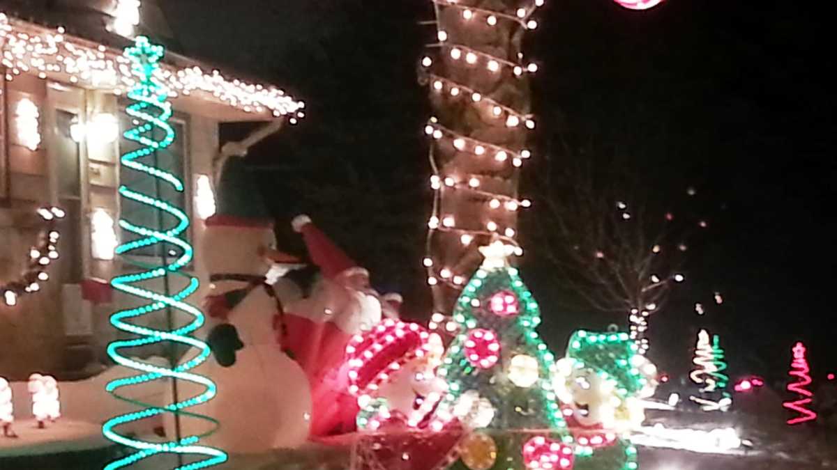Photos Candy Cane Lane holiday lights displays