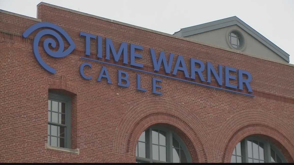 Time Warner outage mars end of Cyber Monday
