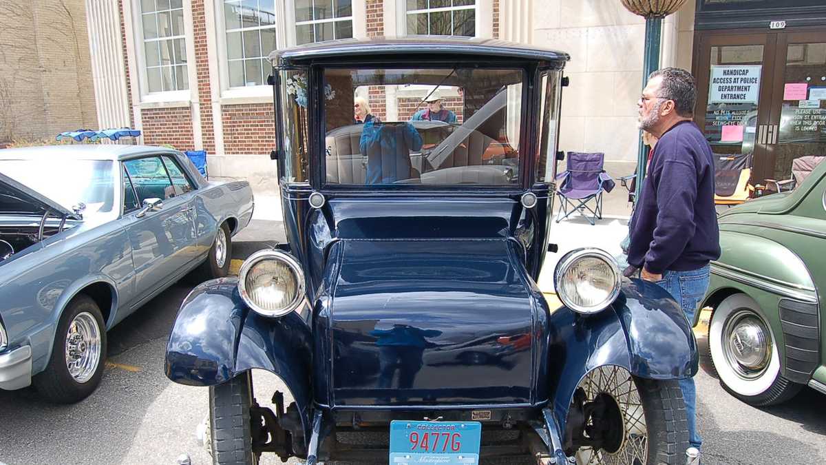 2014 Downtown Hartford Car Show