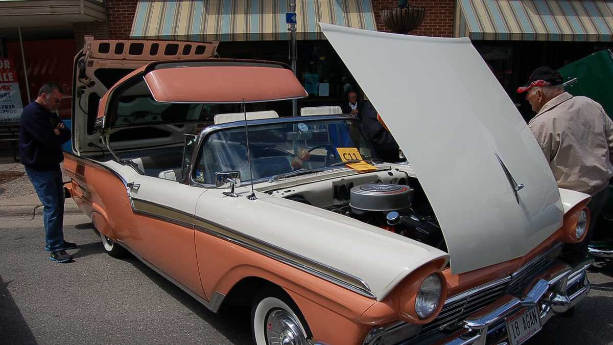 2014 Downtown Hartford Car Show