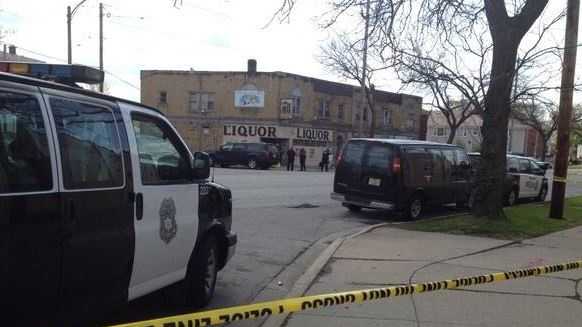 Triple shooting in Milwaukee leaves 2 dead
