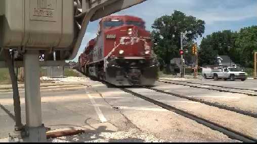 Canadian Pacific explains why trains blowing horns in Wauwatosa