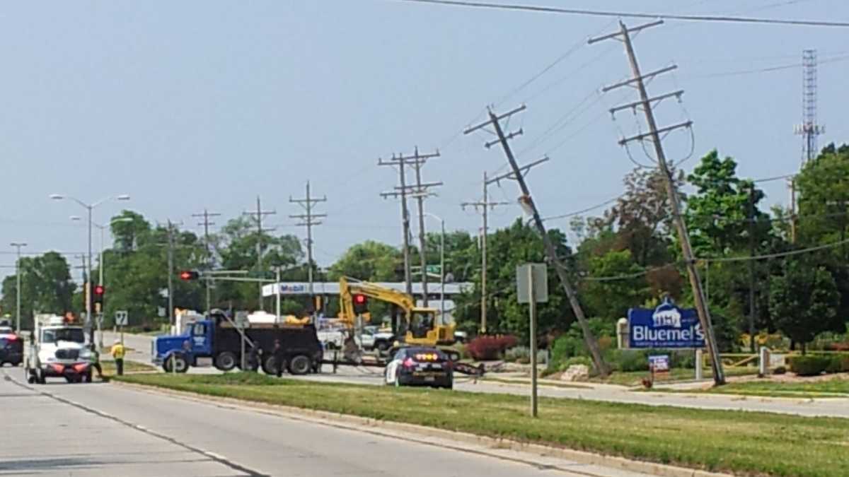 Accident shuts down Loomis Rd. closed at Layton Ave.