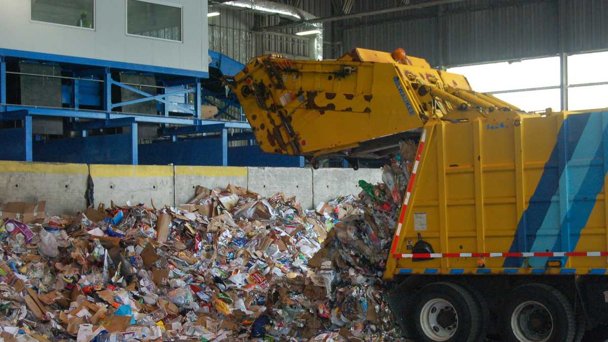 doors-open-preview-milwaukee-recycling-facility