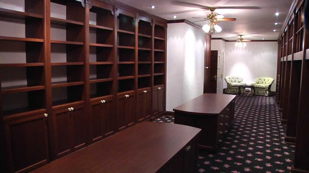 Images Ellison Bay Manor for sale