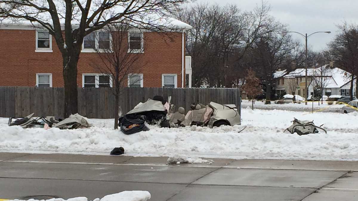 2 dead, 2 in custody after stolen car crashes