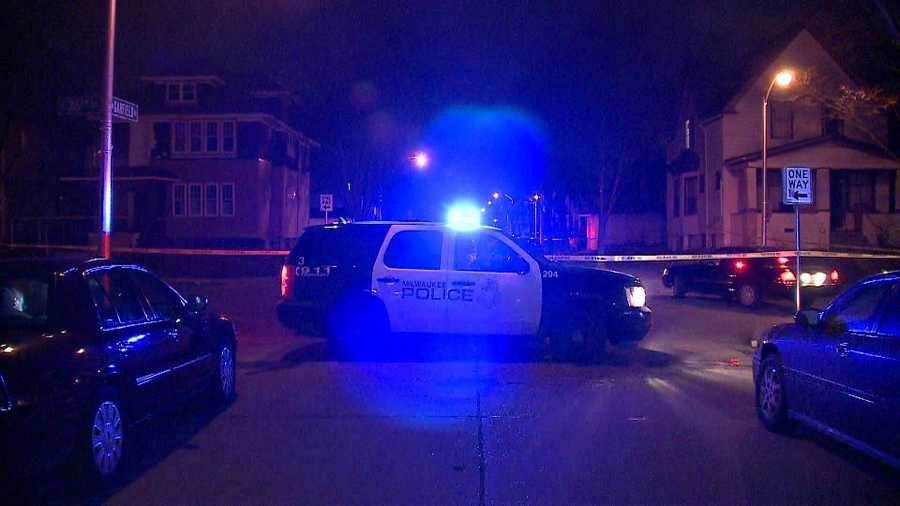 Milwaukee police investigating double shooting