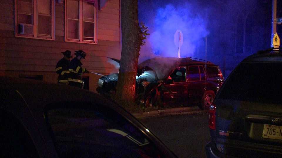 Police chase ends on Milwaukee's south side