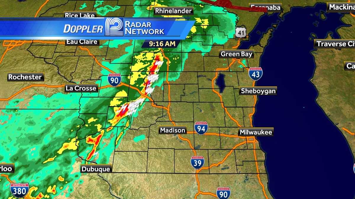 Weather Blog: Thunderstorms rumble into forecast