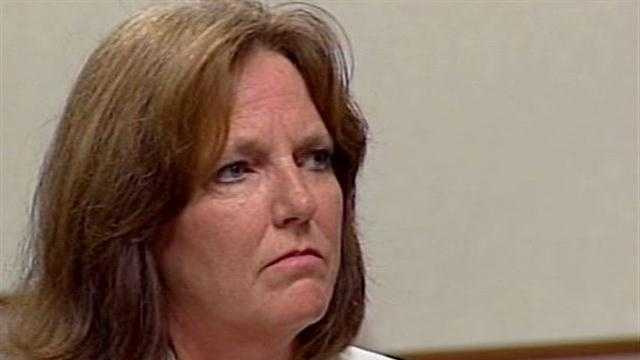Woman accused of setting business on fire rejects plea deal