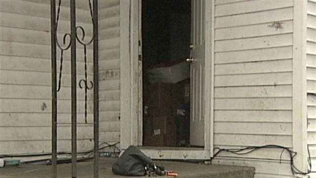 Pair arrested after children found in bug-infested house