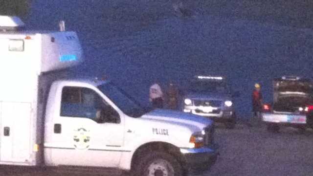 Images: Crews search Ohio River for missing teen