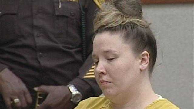 Prosecutor brought to tears as mom sentenced in hot car death