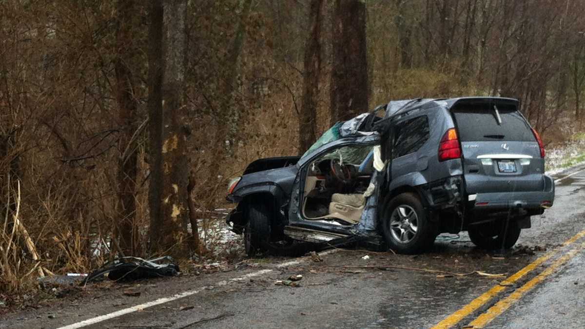 Man dies in Jefferson County crash