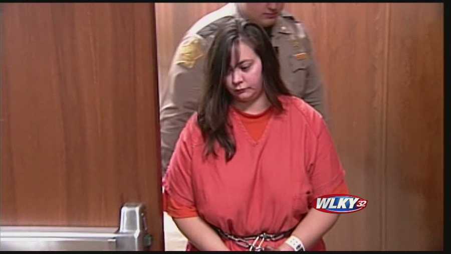 Woman pleads not guilty in rape fantasy slaying picture