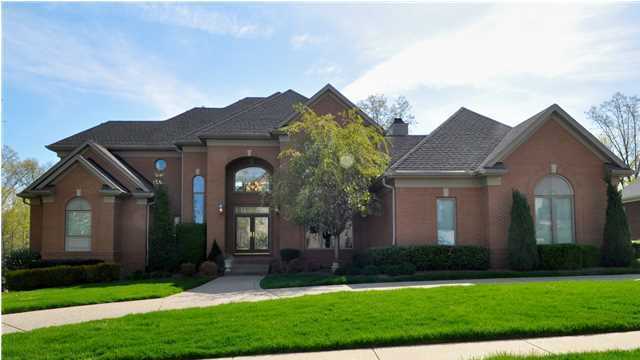 Tour this 5 bedroom, 5 bathroom home listed on Realtor.com for just under $1million.