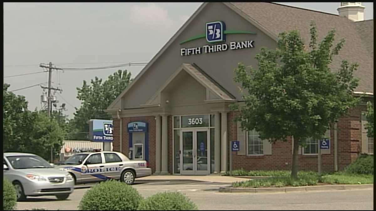 2 men indicted in connection with attempted bank robbery