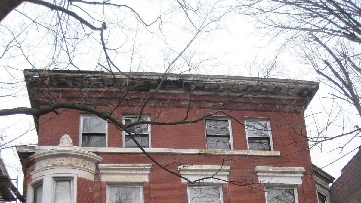 Images Infamous Old Louisville home restored to grandeur