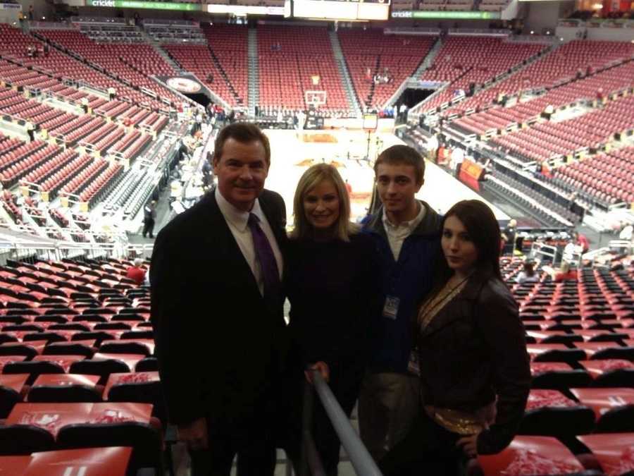 Jonathan Amanda Edelen Rick Vicki UKUL 2012.jpg Rick, Vicki, Jonathan and Amanda Edelen at the UK-UL game at the KFC Yum Center in 2012