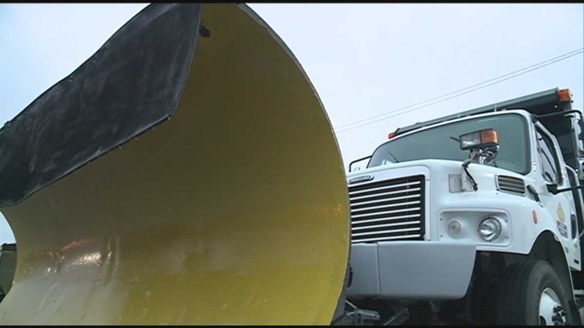 Road crews ready for approaching winter storm
