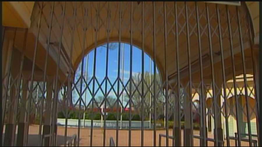 A job fair will be held this weekend to help fill seasonal positions at Kentucky Kingdom when it reopens this spring.