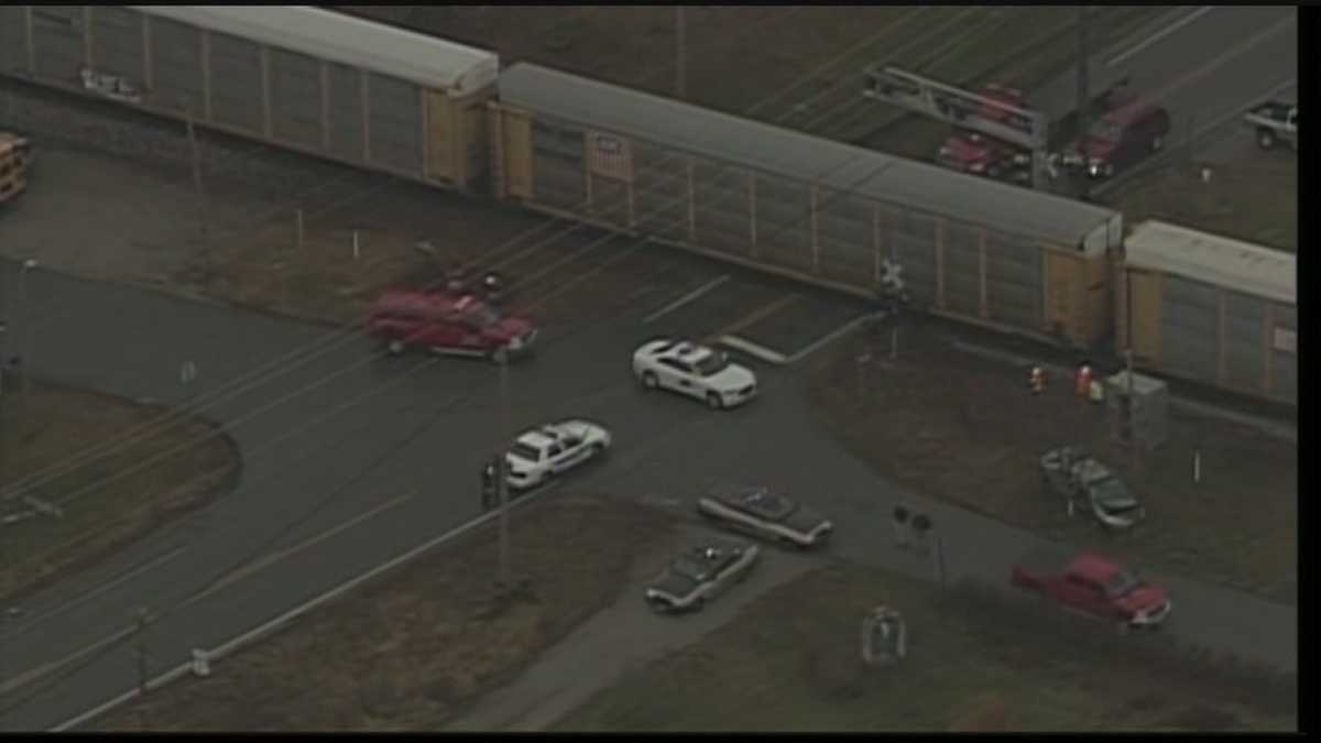 Images Henryville car vs. train crash