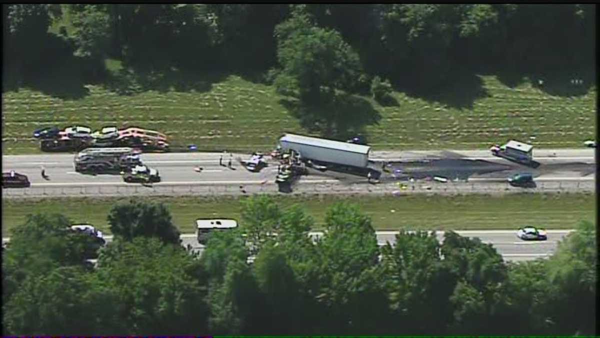 Images: Crash on I-71 north