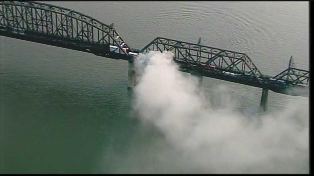 Images K&I Railroad Bridge fire