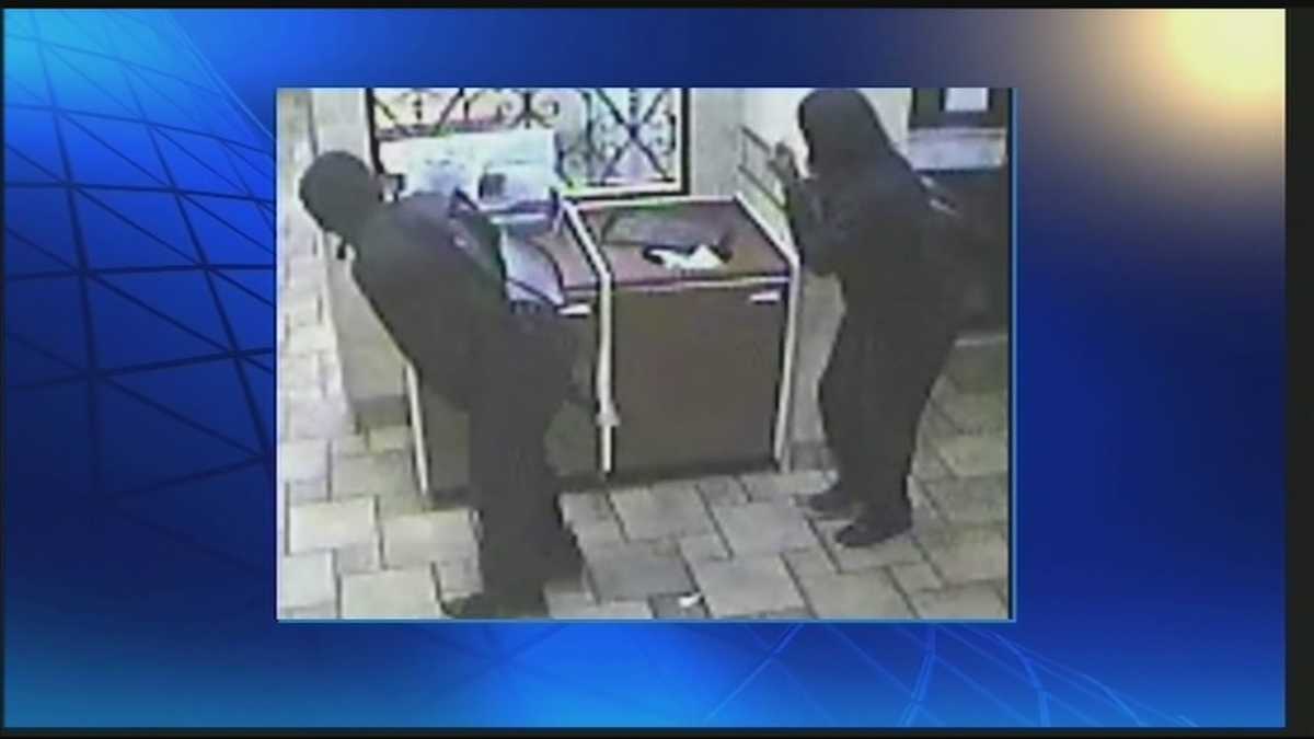 Police Investigate 5th Armed Fast Food Restaurant Robbery This Month 