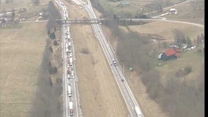 I-64 westbound reopens in Shelby County after crash